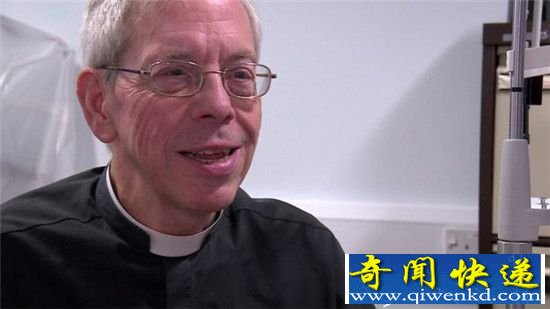 机器人执刀做眼科手术 或改变人工智能历史进程
