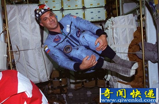 美国大选今日中午揭晓 宇航员如何投票?