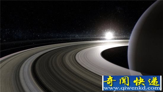 卡西尼探测器将来回穿梭危险的土星环