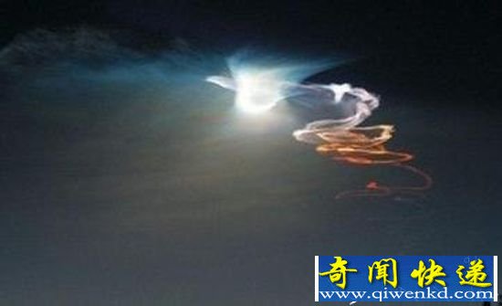 俄叶卡捷琳娜疑有UFO盘旋 苏联曾捕获外星舰队