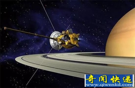 土星北极六角风暴由蓝转金 别人家的风暴这么玩