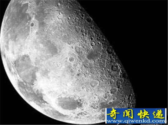 月球曾被不明飞行物撞击后 惊现神秘白色建筑