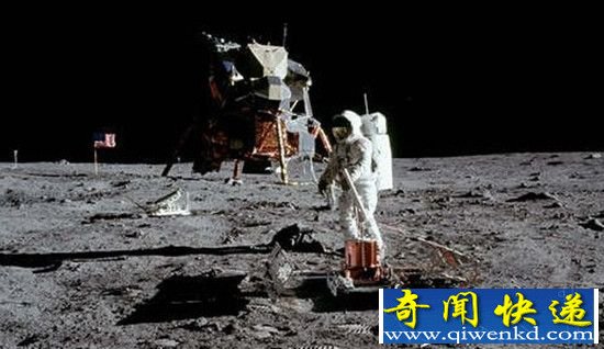 霍金:外星人一直在月球背面操控人类