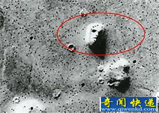 中国嫦娥月球发现神秘小外星人 震惊世界!