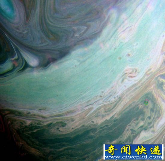 最新土星表面图片曝光!上帝之手震惊NASA