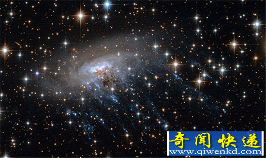 天文学家捕捉遥远星系 暗能量光谱仪揭秘