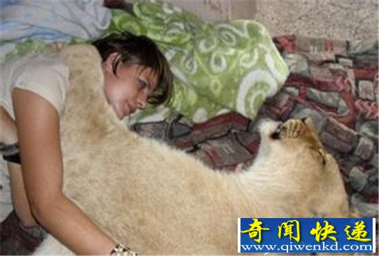人与动物交配全过程曝光 竟产下外星婴儿震惊!