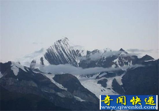 地球上最恐怖十大秘境 不去绝对会后悔的!