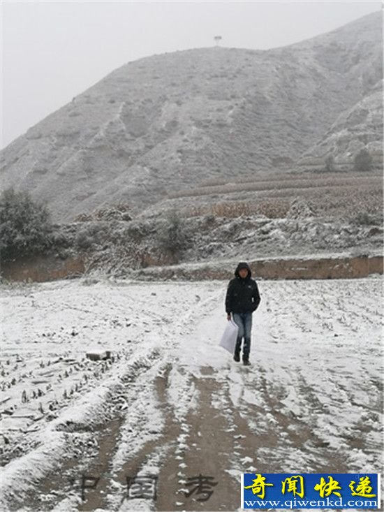 马家窑遗址再次发掘 考古队员们的日常花絮照流出