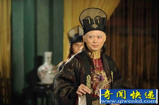 古代太监为何春夏秋冬腰间都围“尿不湿”?竟是因为这个原因!
