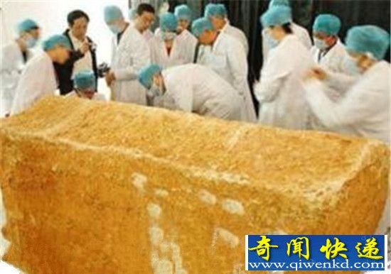 七星巨棺棺底惊现北斗七星 是外星人做的记号?