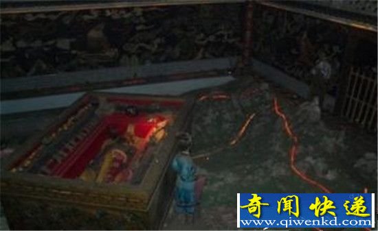 秦始皇地宫万吨水银下竟隐藏诡异七星巨棺 震惊!