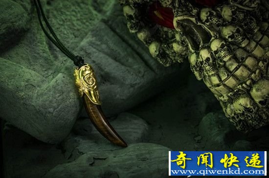 千年女尸全身赤裸复活 色诱盗墓贼吸血挖