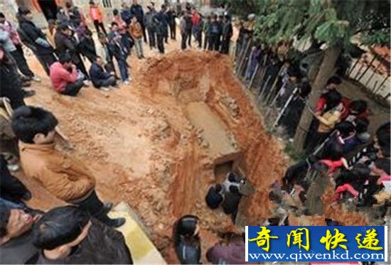 ��Ĺ�ڳ�5000��ɮ��ľ���� ���Ͼ���������?