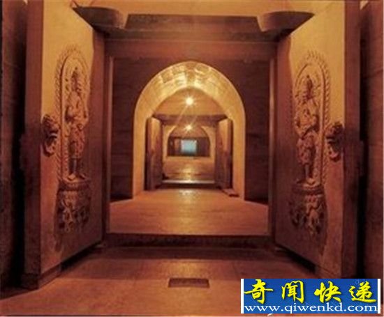 ��Ĺ��������ʼ����ǧ���䱦 ȴ����������һĻ!