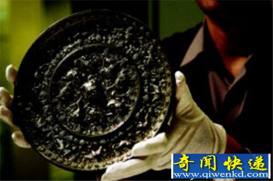 ǧ���Ĺ��������ǧ��ħ��  ������β��һ������