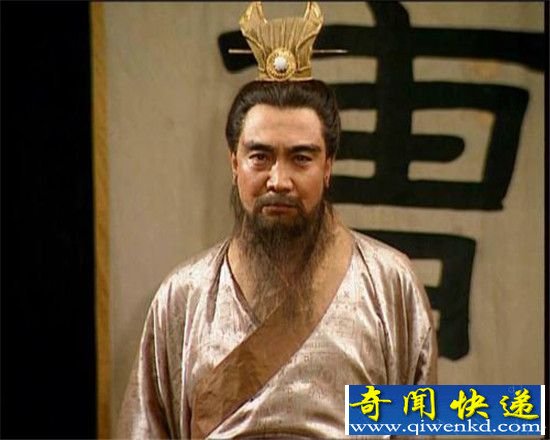 �ܲ�Ĺ�е�С��ʬ�ǵ�����˭��?