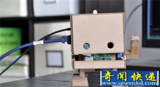 IBM 送给 AI 开发者的礼物:傻萌的入门级 Watson 机器人