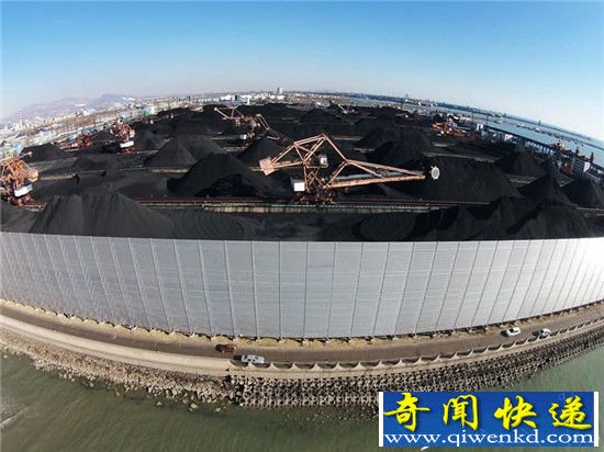 河北建世界最大防尘网:包围煤炭堆场