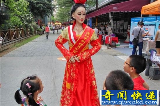 再也不用租女友! 这些美女机器人惊艳你的生活