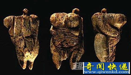 人形雕像