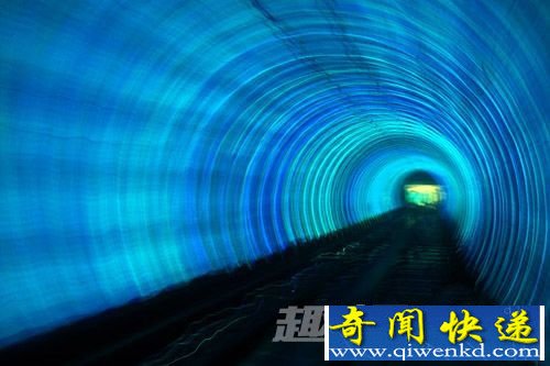 时空隧道