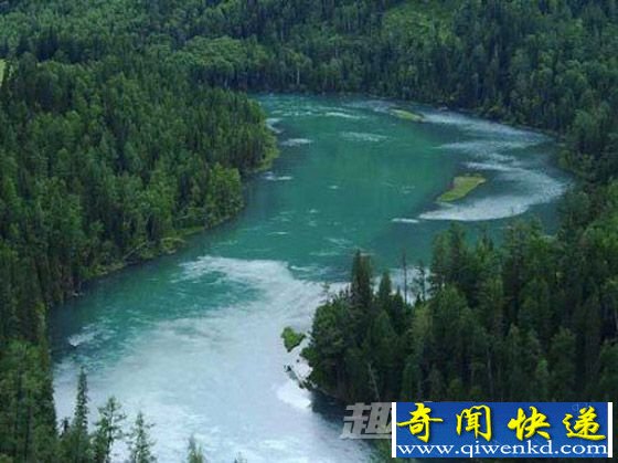 喀纳斯湖