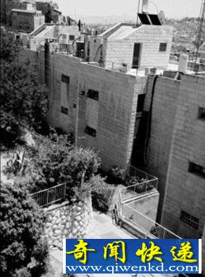 墓穴上方的塔式建筑