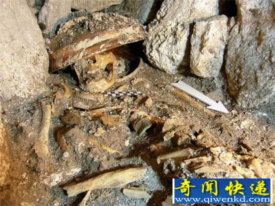 玛雅皇室墓葬内部曝光 揭秘玛雅文明消失之谜