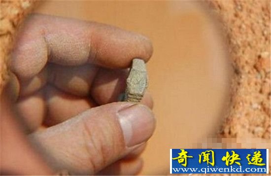 罕见百年古墓三大谜团 墓内发现瑞士手表