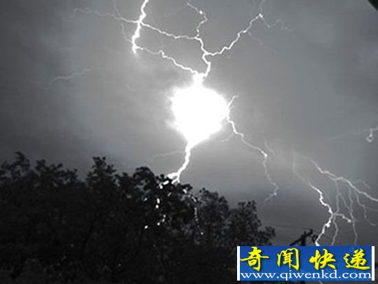 惊爆!UFO飞碟曾夜闯安徽白塔寺