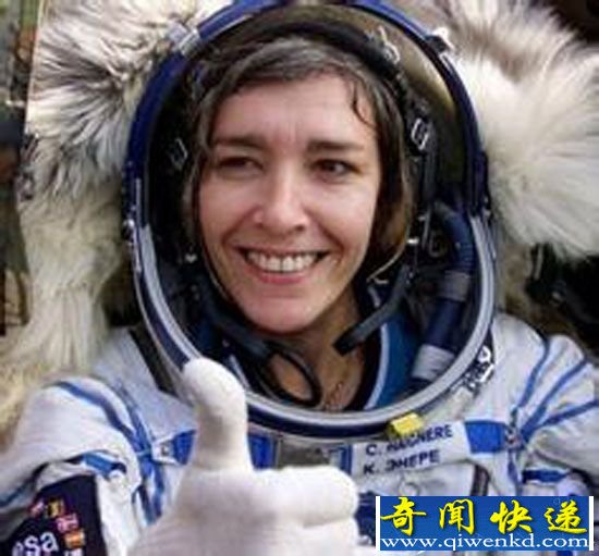 女宇航员太空无性怀孕 婴儿出生一月会说话
