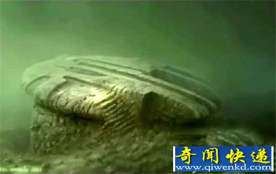 深海惊现万年前UFO:部件系太空金属