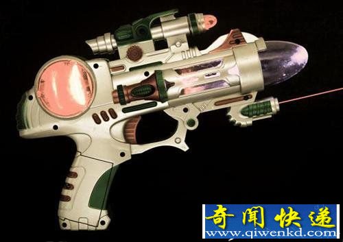 源自小说的科幻武器 终极病毒可影响外星人