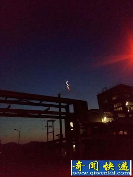 网友目击不明飞行物 与以往UFO事件不同