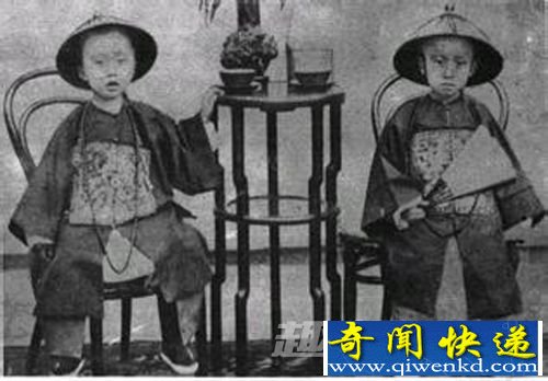 被告 皇帝 十二帝