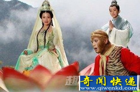 为何超人趴着飞 而中国神仙竖着飞?