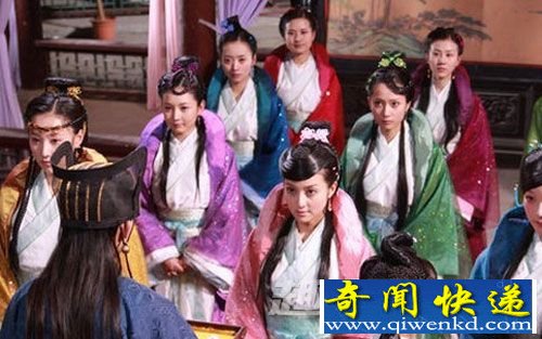 明代宫女选妃场景
