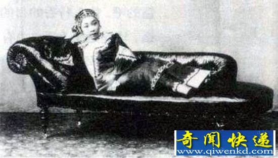꼢