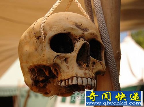 蒂布龙岛,金子和食人族