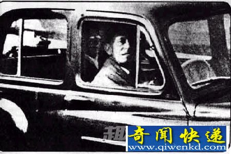 2、后座上的鬼影