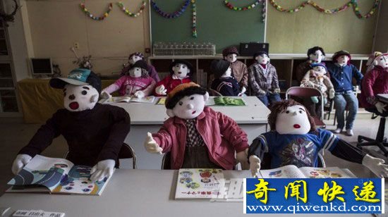 探秘诡异的日本娃娃谷
