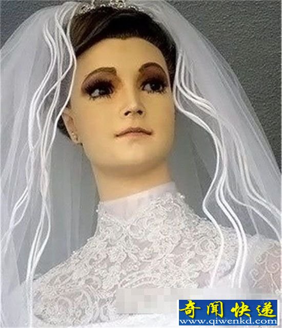 干尸新娘:墨西哥婚纱店的恐怖干尸模特