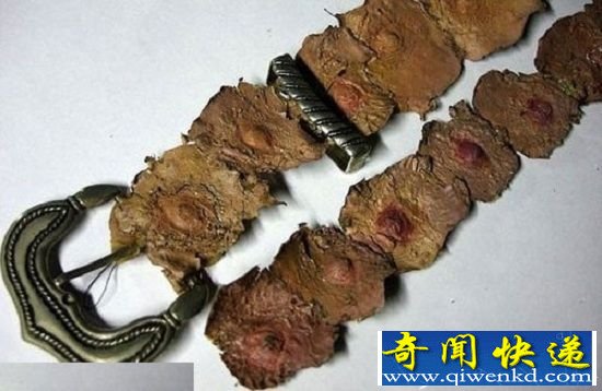 世界上最恐怖的剥皮杀人凶手 竟有将死者乳头做成皮带