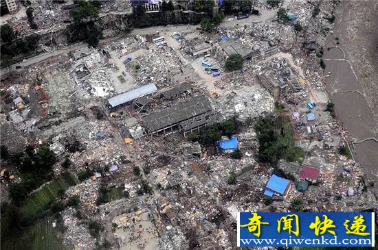 汶川地震新闻人物:有人已沦为阶下囚