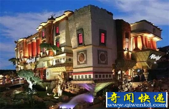 世界十座奇葩建筑:中国建筑最疯狂