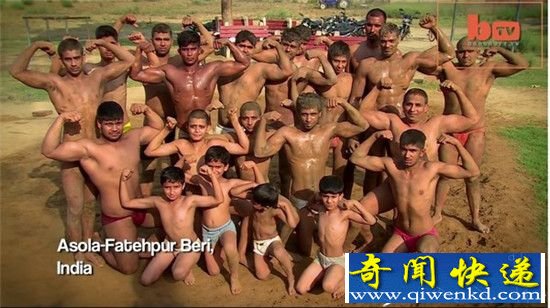 印度有个猛男村:肌肉型男不分老少羞红女人脸