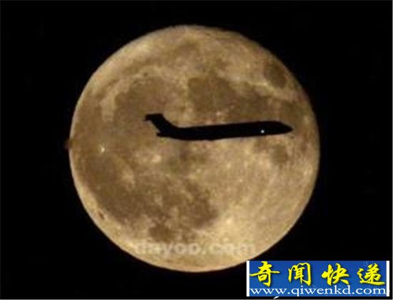 月球上出现了神秘外星生命 竟与NASA有关?