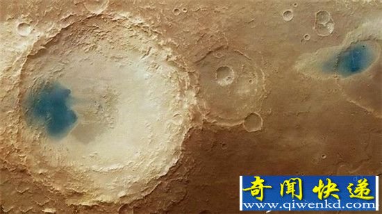 火星惊现蓝色巨湖 竟存外星生物惊呆了!