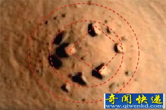 火星惊现蓝色巨湖 竟存外星生物惊呆了!